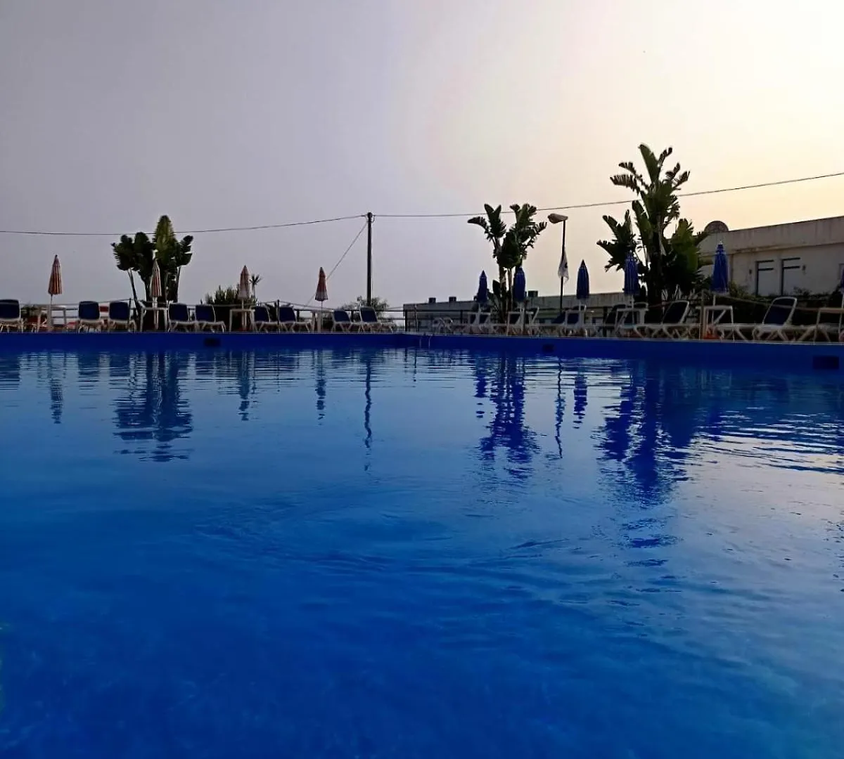 Costa Makauda Residence 취아카 2*,